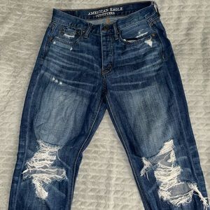 American eagle mom jeans